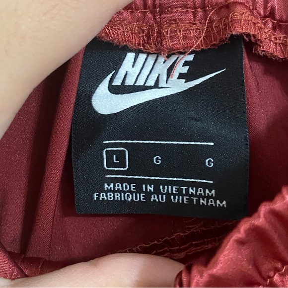 Nike jogger - Picture 3 of 3